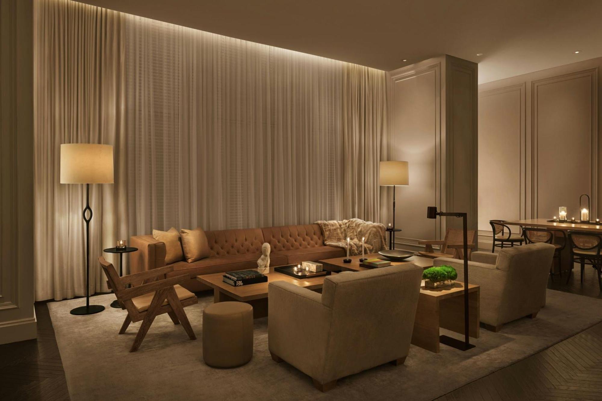 The Times Square Edition New York Luaran gambar A living room